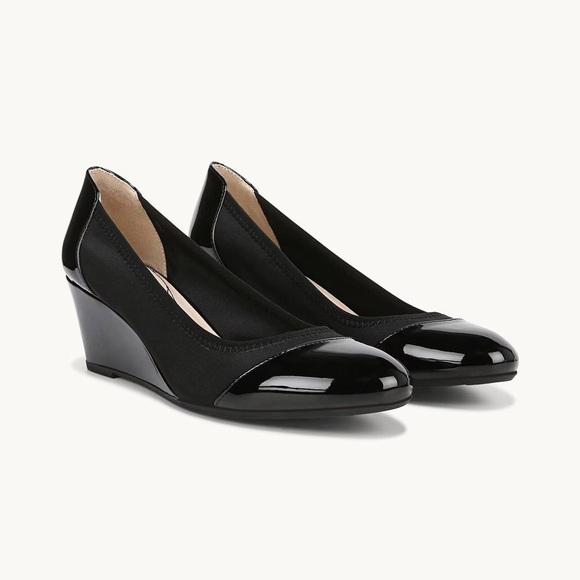 Life Stride Shoes - NWT  CLASSIC LIFE STRIDE Black Patent Wedges Womens Shoes 8.5 M New in box